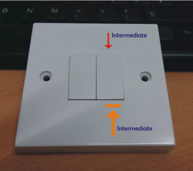 Interrupteur de lumière intermédiaire 2 vitesses 2 voies +1, 10A 240V 1 vitesse sera intermédiaire