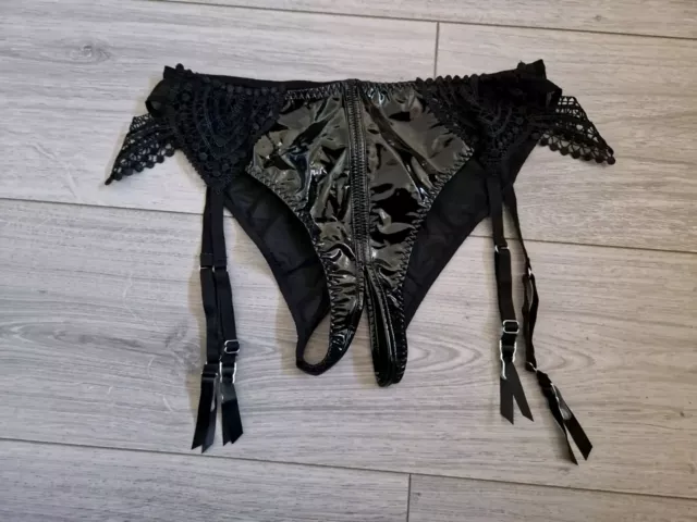 BNWT Ann Summers Saskia Black PVC & Lace Split Crotch Suspender Briefs Size...