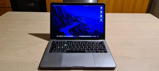 Apple MacBook Pro 13" 2018 - 2,3 GHz Intel Core i5 Quadcore, 16GB RAM - 512GB