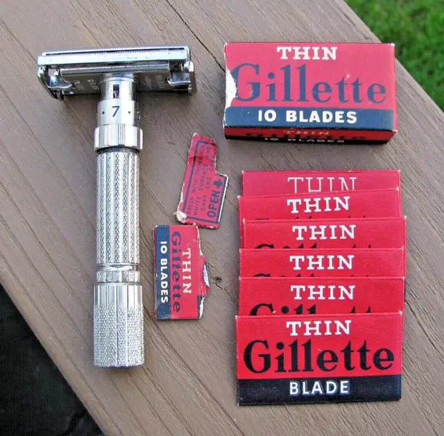 Vintage Gillette Adjustable Fatboy Safety Razor E4 - 1959 - 6 NOS Blades