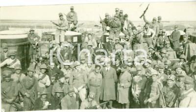 1935 BENGASI (LIBIA) Il gruppo dei soldati volontari *Fotografia DANNEGGIATA