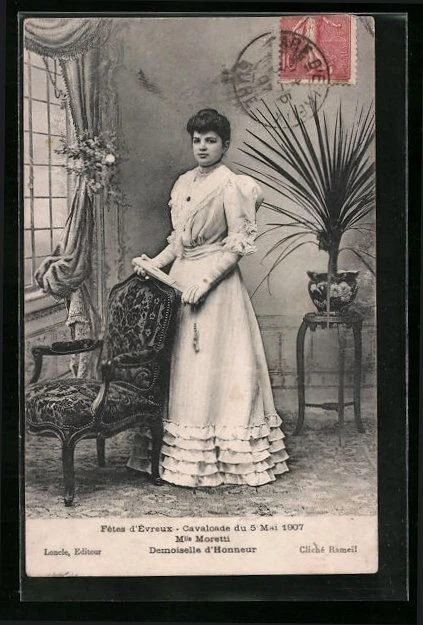 CPA Évreux, Cavalcade du 5 Mai 1907, Mlle. Moretti, Demoiselle d´Honneur 1907