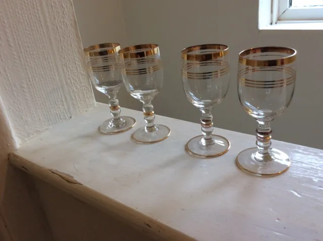 Four Sherry Or Wine Glasses Heavy Guilded Knops Ti Stem 4.1/4 Inch High X 1.3/4