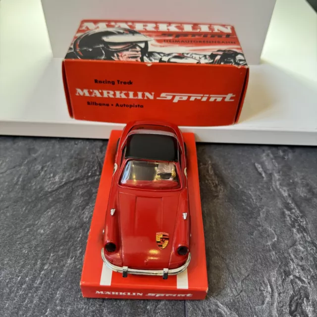 Märklin Sprint 1310 Porsche 911 Targa in rot