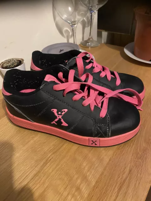 Sidewalk Sport By HEELYS  Lane Girls Trainers Black/Pink TWIN WHEELS Size 4