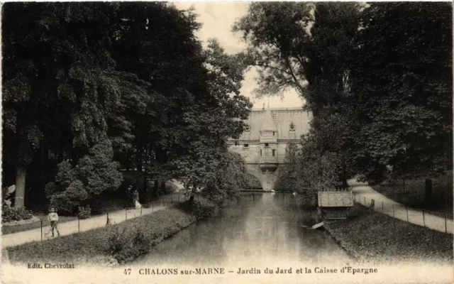CPA CHALONS-sur-MARNE Jardin du Jardin et la Caisse d'Epargne (491349)