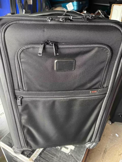 Tumi 22064d2 top