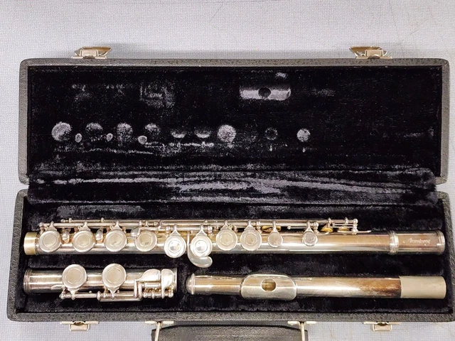 VINTAGE ARMSTRONG 104 Flute with Hard Case SN 6035560 Music