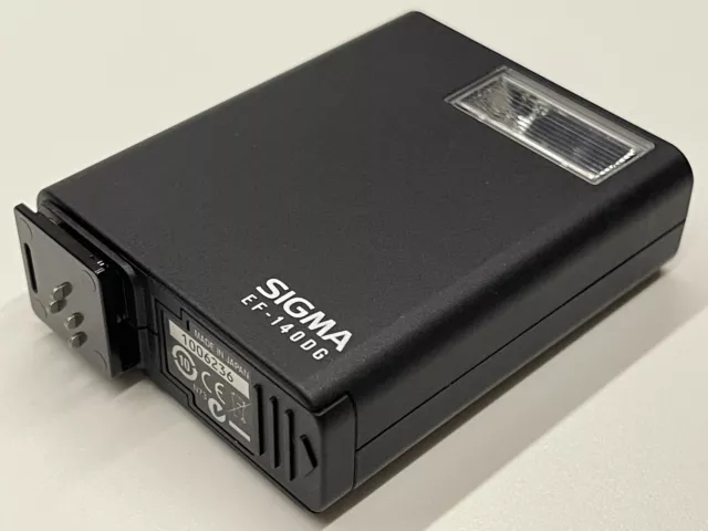 [MINT w/Case] SIGMA ELECTRONIC FLASH EF-140DG from Japan 5657