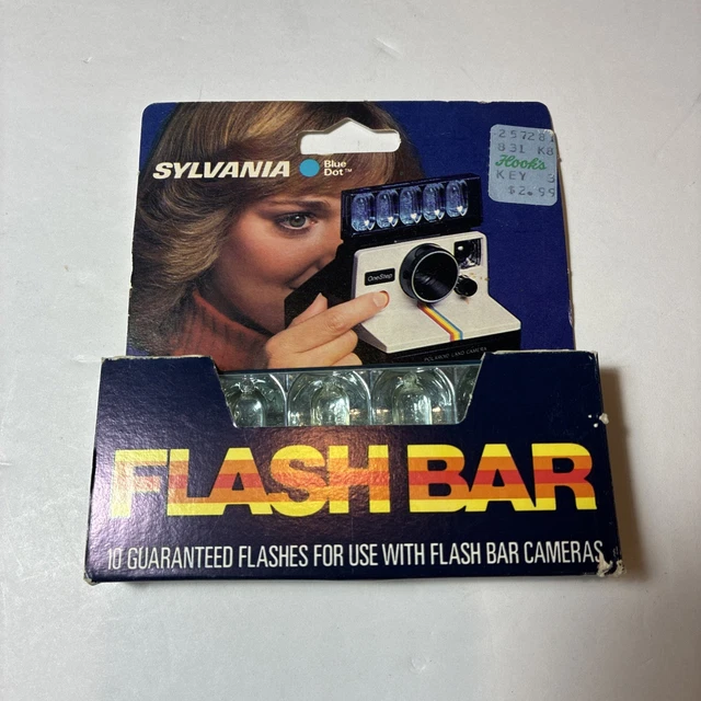 thumbnail image 2 of VTG NOS Sylvania Blue Dot Flash Bar Two-Pack – 20 Flashes For Polaroid SX-70 / OneStep 2 of 2