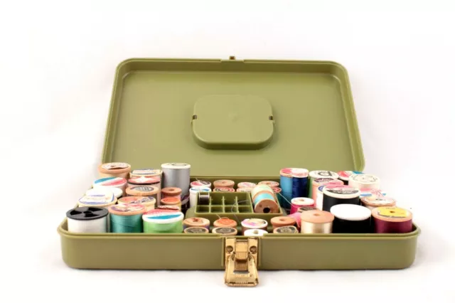 Vintage Wilson WIL-HOLD Green Plastic Storage SEWING THREAD BOX W/Thread Full!