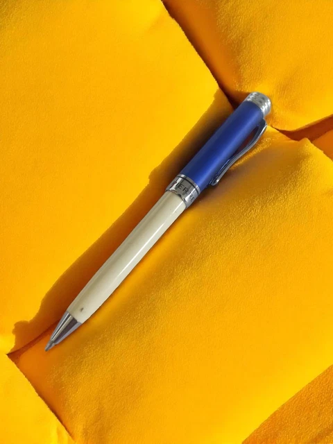 Stylo Plume Pierre Balmain Paris - Plume Iridium Point Dorée, Noir Chrome - Occasion