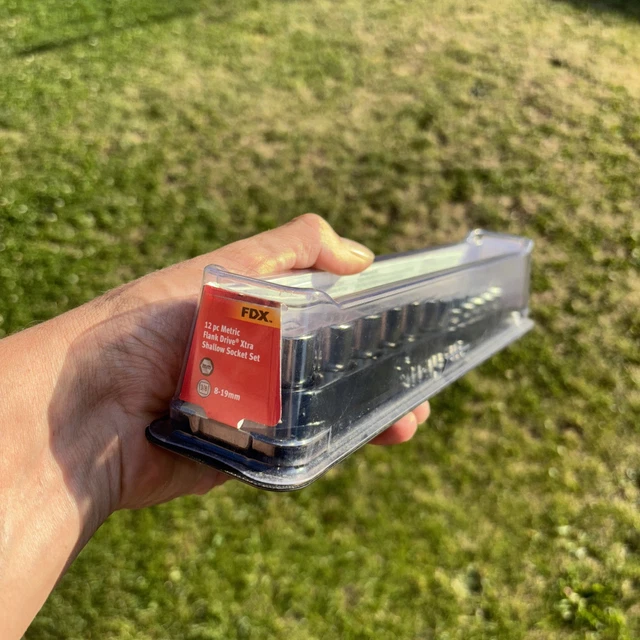 SNAP ON 3/8 FDX socket set 8mm To 19mm comes With Magnetic Tray /Case £ ...