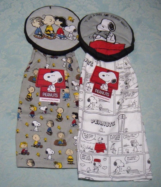 PEANUTS CHARACTERS SNOOPY Button Hang Kitchen Hand Towels New (Q/6636