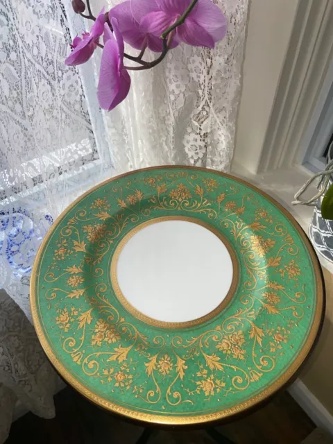 Vintage Crown Staffordshire Porcelain Green &  Gold Encrusted Dinner Plate 10 “