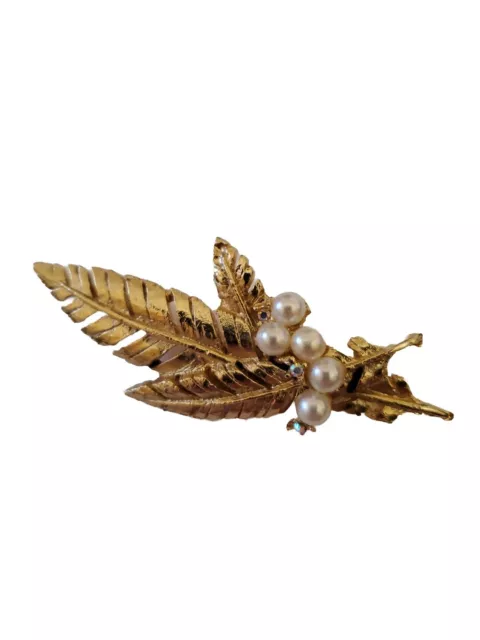 Vintage Gold Tone Feather Brooch/Pin With Faux Pearls And Rhinestones