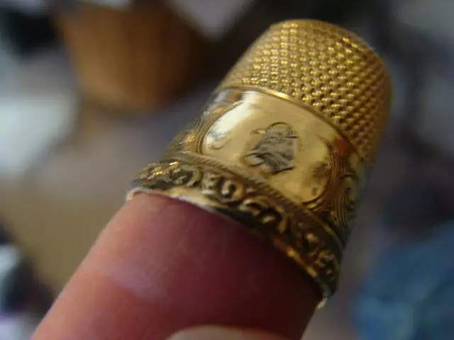 Simons Bros. 14K gold and sterling thimble, antique sz. 11 2