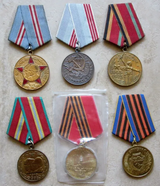 Lote De 6 Varias Medallas De Veteranos Del Ejército Y Del Trabajo De...