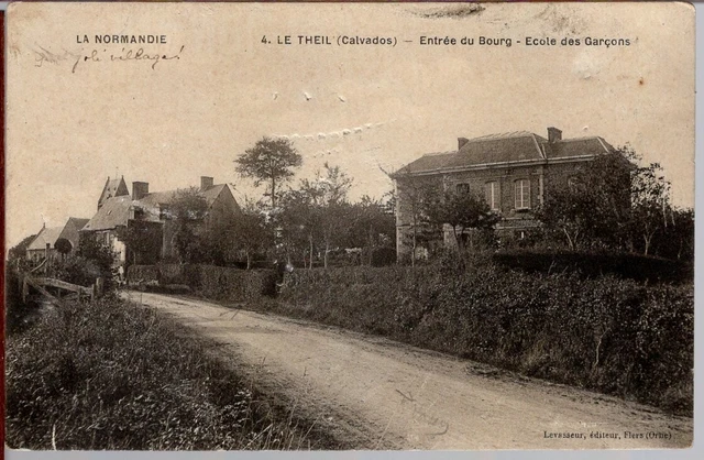 14 - LE THEIL - Entrée du Bourg - Ecole des Garçons