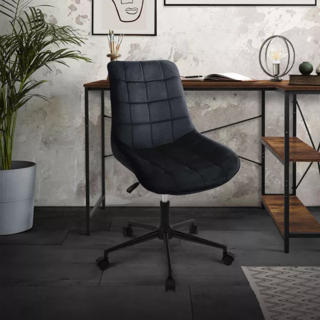 Silla de oficina ergonómica de terciopelo negro con ruedas y altura ajustable