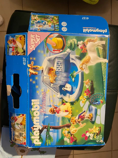 Playmobil Superset Fontaine Royale - Château Féerique Avec Roi, Reine, Licorne Et Fontaine Qui Fonctionne