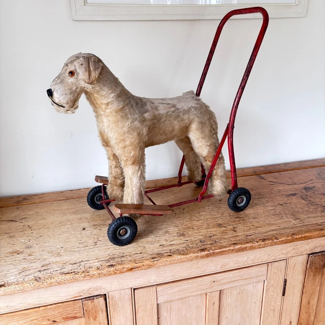 VINTAGE TRIANG FOX Terrier Mohair Walker Push Along Ride On Child Toy ...