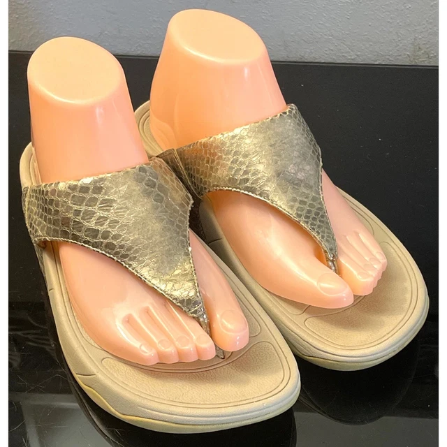 FitFlop Gold Snakeskin Design Womens Slip On Toe Post Sandals Size 8
