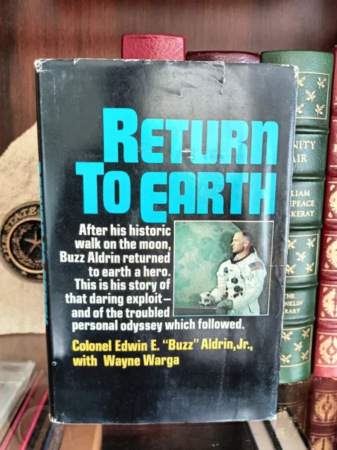 Return to Earth_Buzz Aldrin / Wayne Warga_HCDJ_1973_Book Club Edition_Very Good