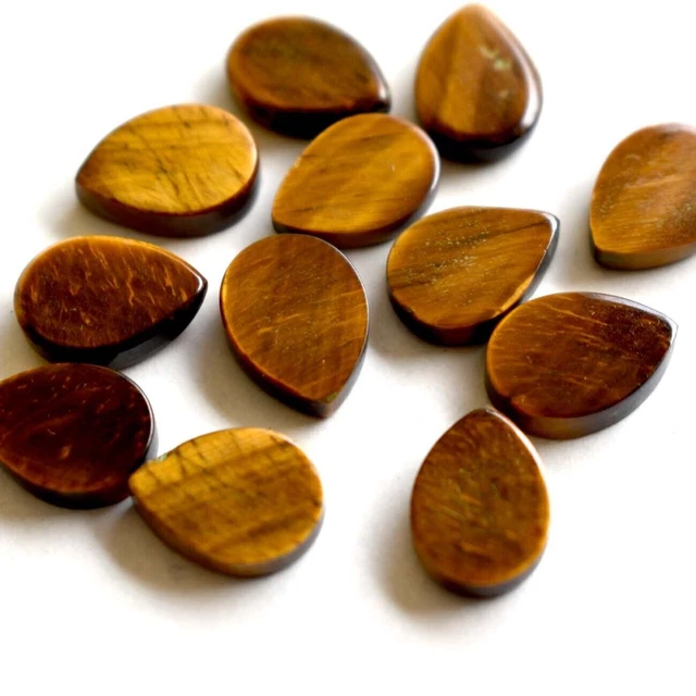 Rubis Naturel Rouge – Forme Coussin – 8 à 10 Carats – Certifié GIR – Traité Par Chauffage – Origine Inde
