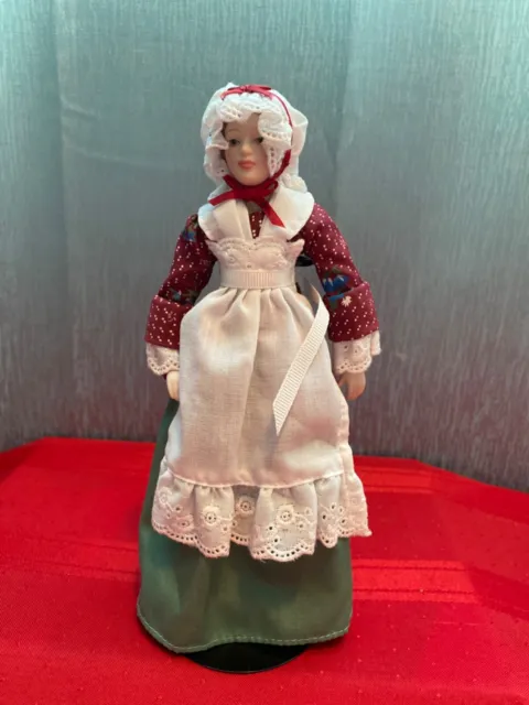 Avon Fashion Of American Times Early American Vintage Porcelain Doll 1987