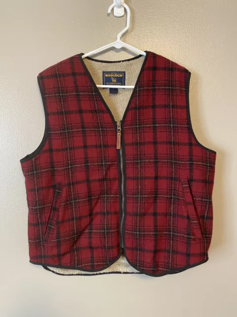 Woolrich Mens Buffalo Plaid Wool Red Black Hunting Field Vest Size Medium Sherpa