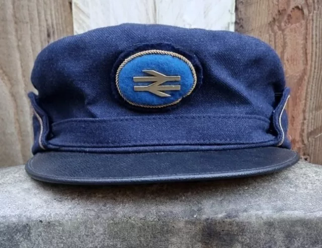 AUTHENTIC VINTAGE BRITISH RAIL HAT Railman Blue Pipping Railway Rare Ex ...