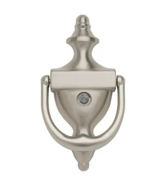 Llamador de puerta de latón liso estilo colonial Baldwin con visor - níquel satinado