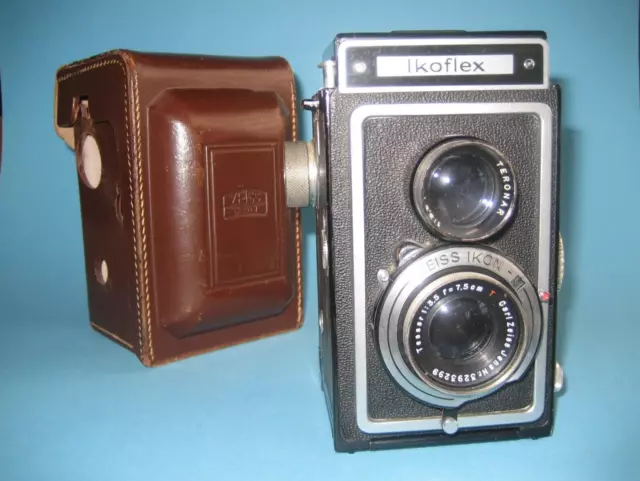 Zeiss Ikon Ikoflex  Kamera Tessar 1:3,5 f=75 cm T Objektiv Doppeläugig 6x6 Leder