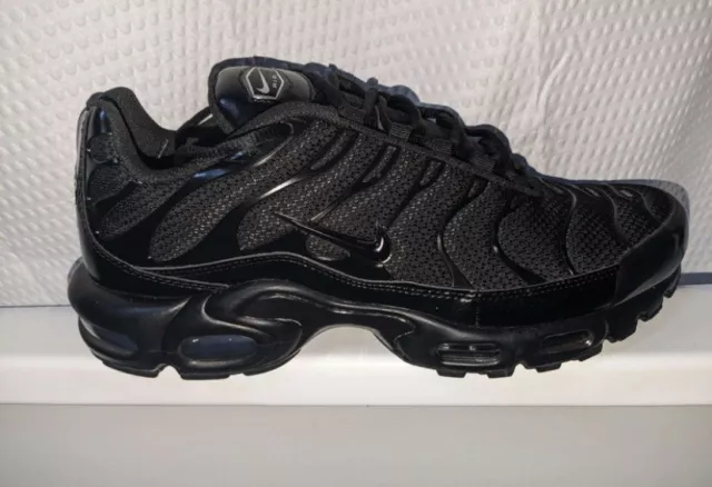 Nike TN Air Max Plus Requin Noir Chaussures Hommes Sportif 44