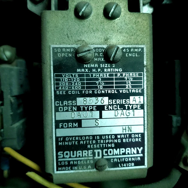 Square D Nema Size 2 8536 DA01 Starter 600V Coil & Electrical Bucket Control Box