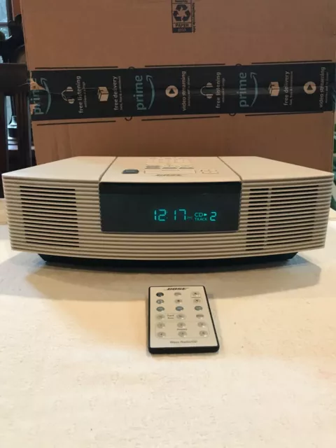 Bose Wave AWRC-1P Stereo CD Player and Radio with Remote - White
