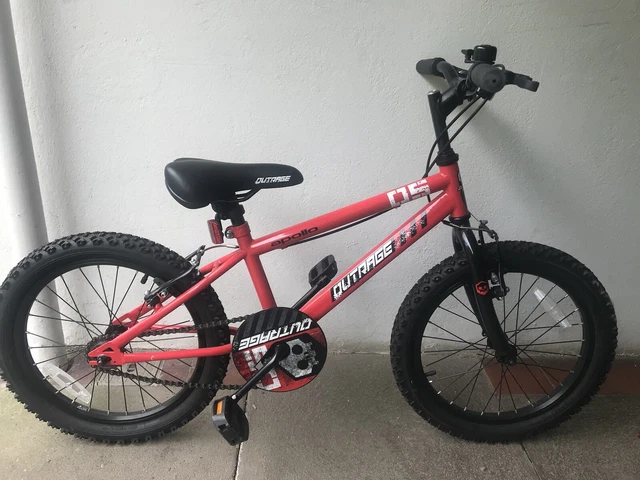 APOLLO OUTRAGE 18 Kids Bike Red 18 inch wheels hardly used