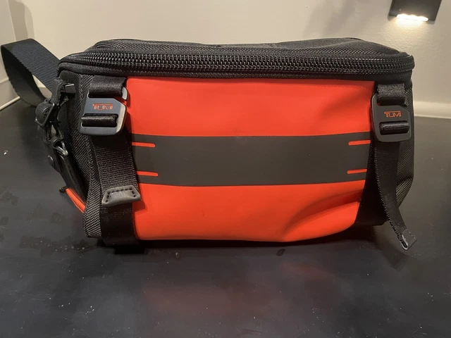 TUMI ALPHA BRAVO Platoon Sling bag limited edition Orange New... very rare