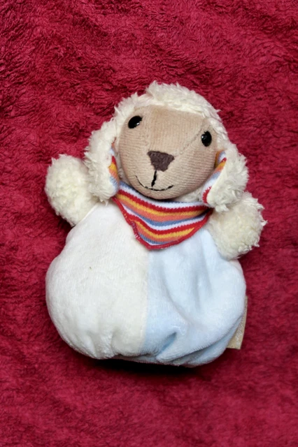 Sterntaler Schmuse Schaf Stanley mit Rassel Original Knuddelsäckchen mit Rassel