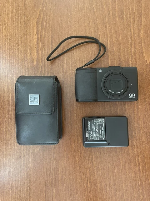Ricoh GR Digital III - Black