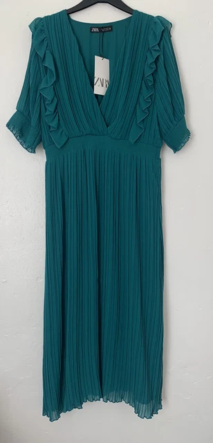 ZARA SS20 EMERALD Green Flowing Pleated Midi Dress Wth Ruffle Trims Size Xl Bnwt 34.99 - PicClick UK ZARA SS20 EMERALD Green Flowing Pleated Midi Dress Wth Ruffle Trims Size Xl Bnwt 34.99 - PicClick UK
