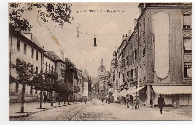 THIONVILLE - Moselle - CPA 57 - la Rue de Paris