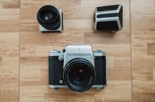 Pentacon Six TL medium format camera + Zeiss 80mm f2.8 + accessories