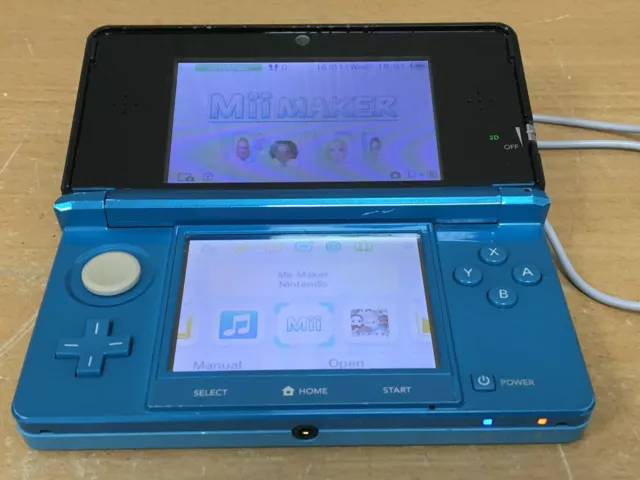 Nintendo 3DS Aqua Blue Console portatile originale + caricabatterie