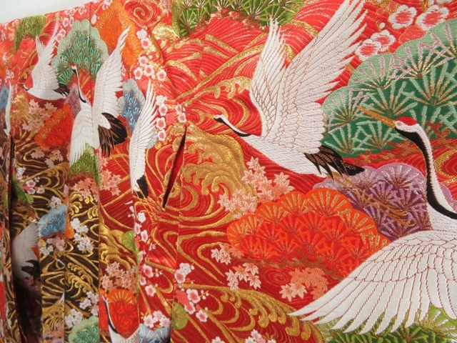 2916T02z4260  Japanese Kimono Silk UCHIKAKE Flying crane Red 2