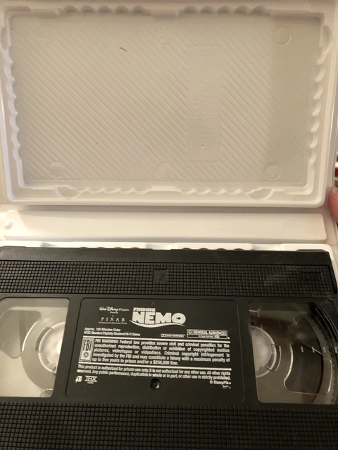 DISNEY PIXAR FINDING Nemo VHS 2001 Movie With Clamshell Case £5.37 ...