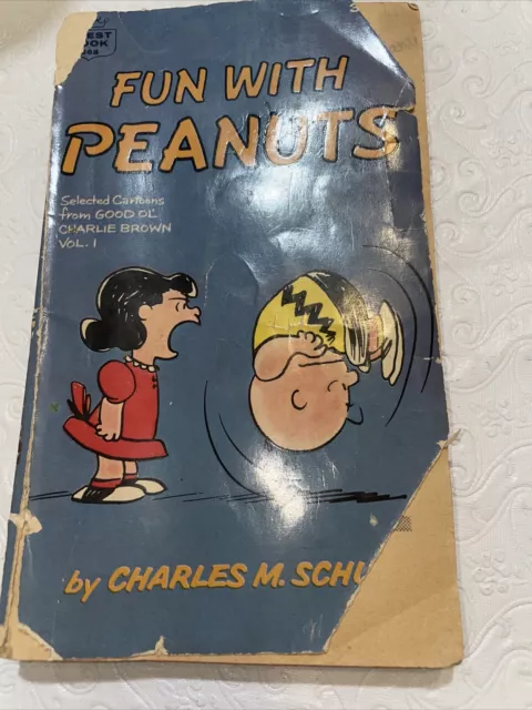 Fun With Peanuts-By Charles Schultz- Fawcett Crest Book-August 1969 Vintage