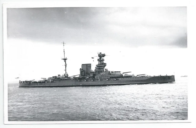 HMS VALIANT QUEEN Elizabeth Klasse Schlachtschiff Royal Navy PCGröße