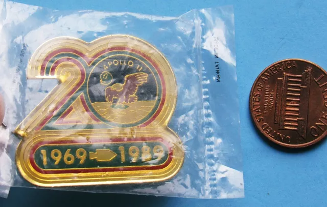 PIN official APOLLO 11 XI moon landing 20th Anniversary '89 vtg EAGLE NASA 1.5"